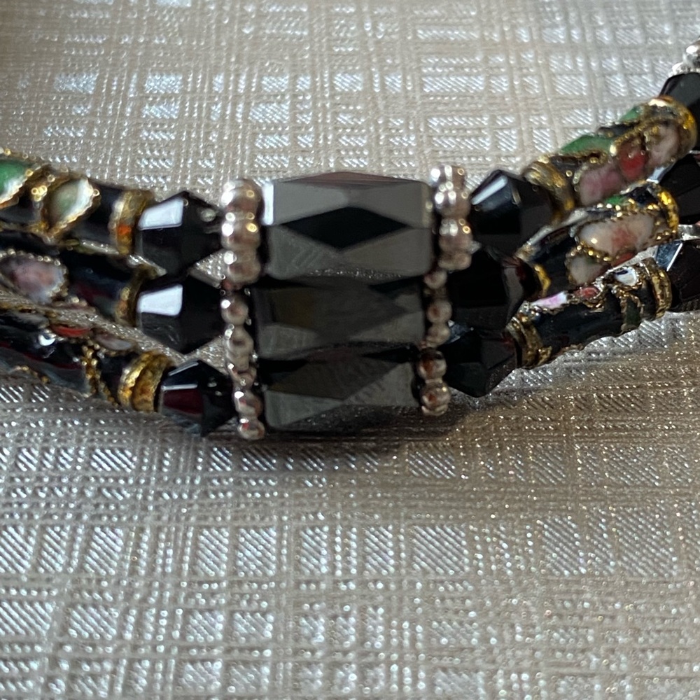 Magnetic chain